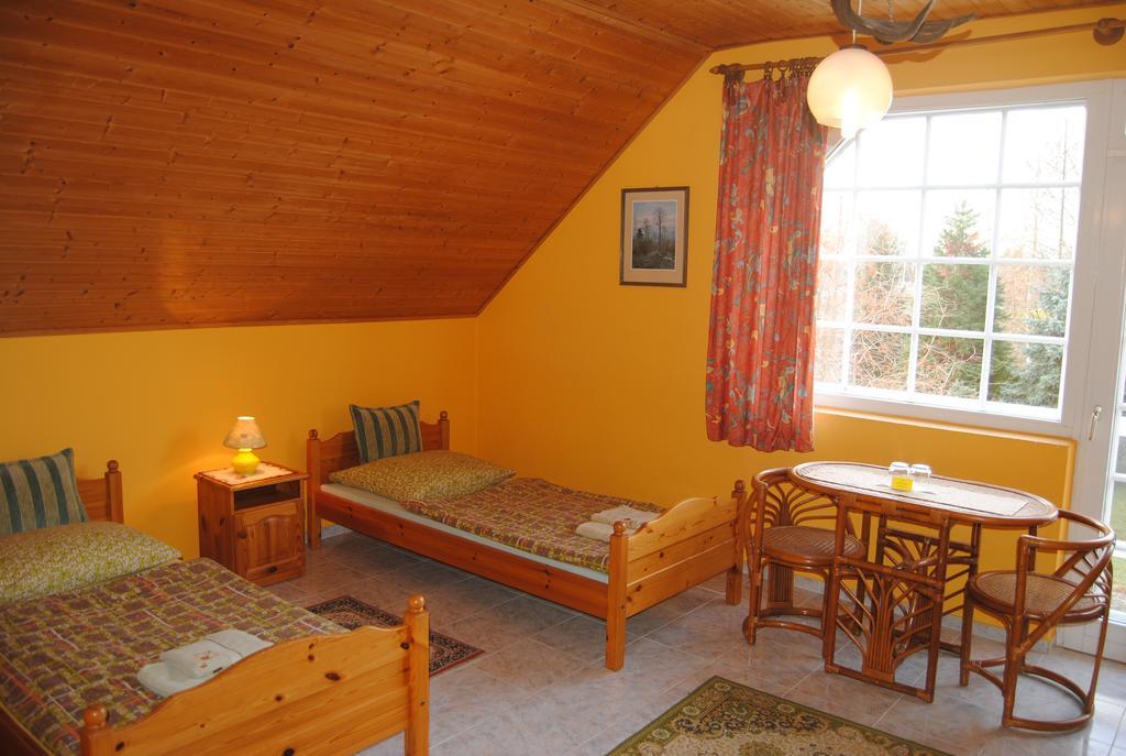 Villa Hedi Dunakiliti Extérieur photo